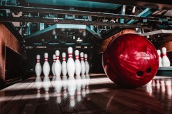 How to Choose the Right Bowling Ball for Your Skill Level