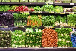 Boost Your Nutrition IQ: Expert Advice on Navigating the Produce Section